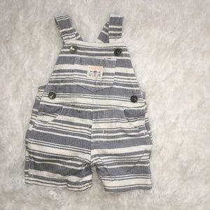 Carter's  jumper 3 months